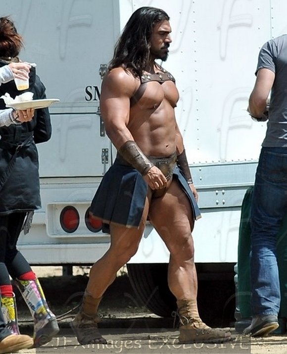 Former Gay Porn Star Vince Ferelli Plays Spartan Soldier in Big Budget  Hollywood Movie 300: Rise Of An Empire