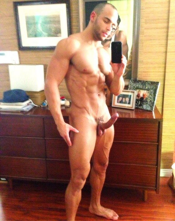 Sean Zevran Gay Porn Star Randy Blue Naked Selfie 3