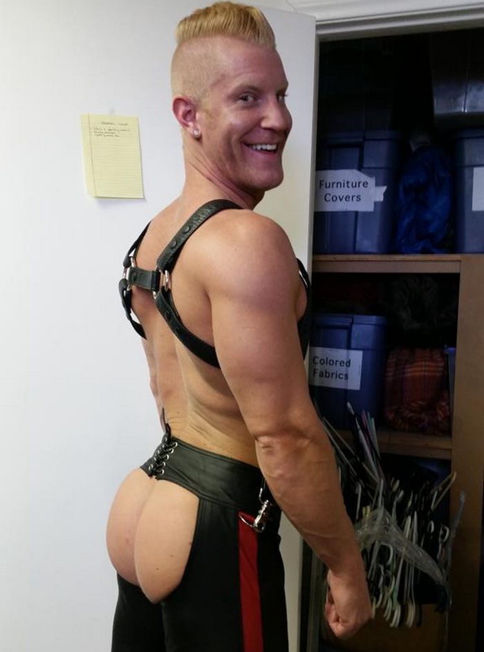 JohnnyV Gay Porn Star Leather 2