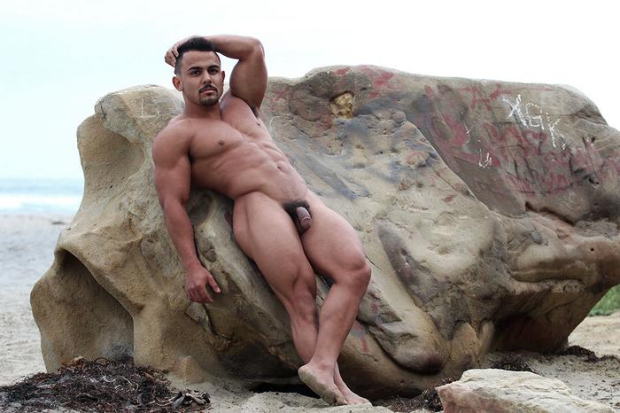 Framen Benji Muscle Bodybuilder Nude 4