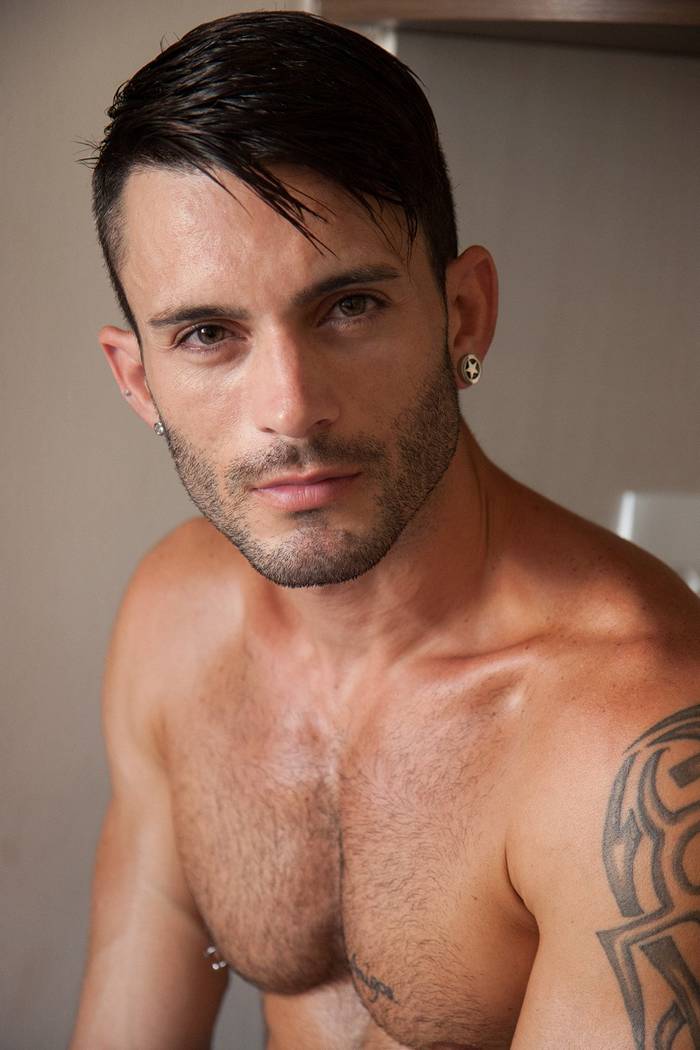Andy Star LucasKazan Muscle Porn Model