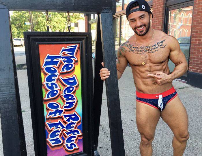 Bruno Bernal Gay Porn Star Muscle Flex Spas 8
