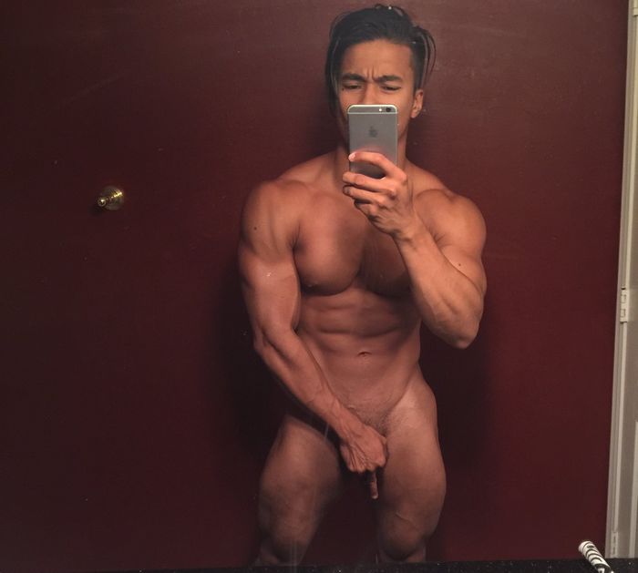 Ken Ott Muscle Hunk Gay Porn Star Naked Selfie