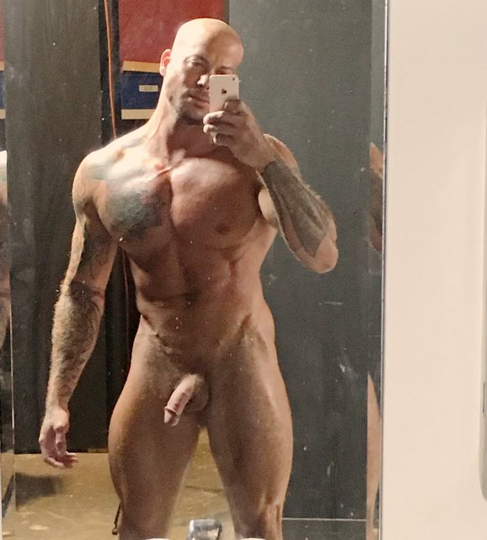 Sean Duran Gay Porn Star Nakedselfie