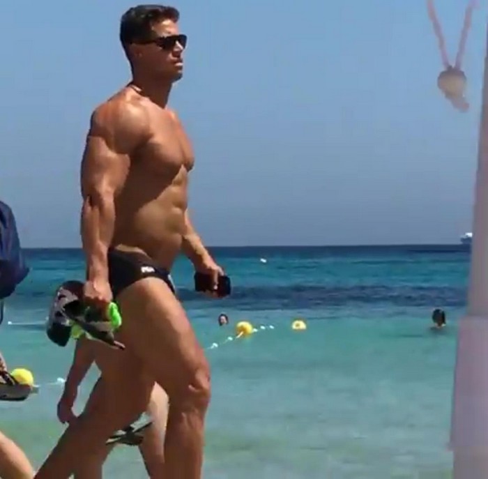 Kris Evans BelAmi Gay Porn Star Bodybuilder Beach Paparazzi