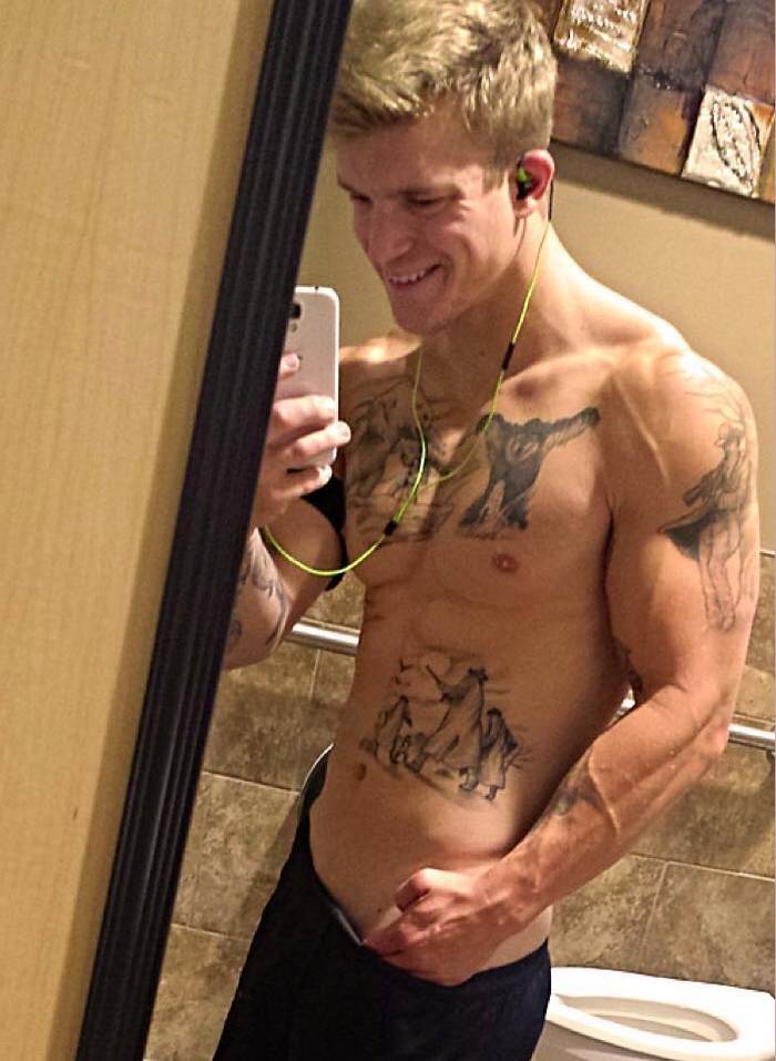Zach B Tattoo Muscle Jock Naked Selfie 1