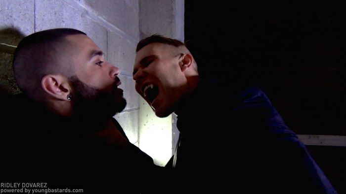 vampire-gay-porn-parody-jordan-fox-marc-humper-halloween-xxx-3