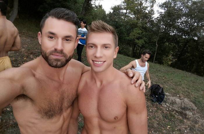 gay-porn-stars-behind-the-scenes-lucasentertainment-10