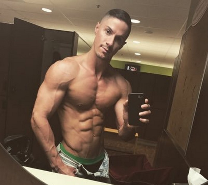 Skyy Knox Gay Porn Star Naked Selfie