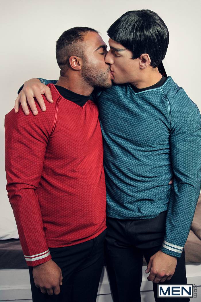 Spock Uhura Star Trek Gay Porn Parody Jordan Boss Micah Brandt 