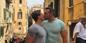 Alex Mecum Carter Dane Gay Porn Couple Kiss