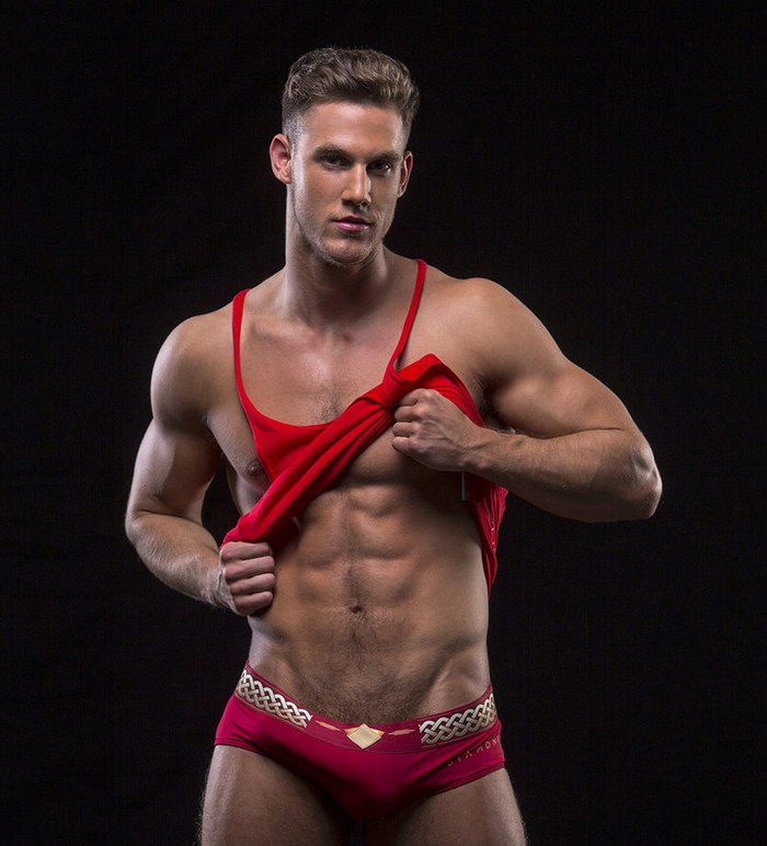 Alton Lewis Muscle Hunk Flirt4Free Male Webcam Model