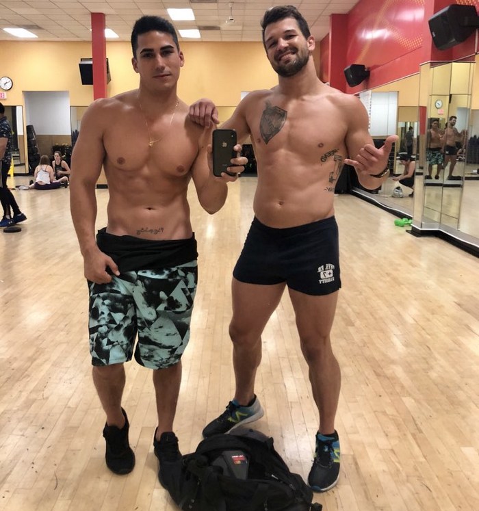 Brysen Sean Cody Gay Porn Star TheDanYates Topher DiMaggion Shirtless Gym Selfie 