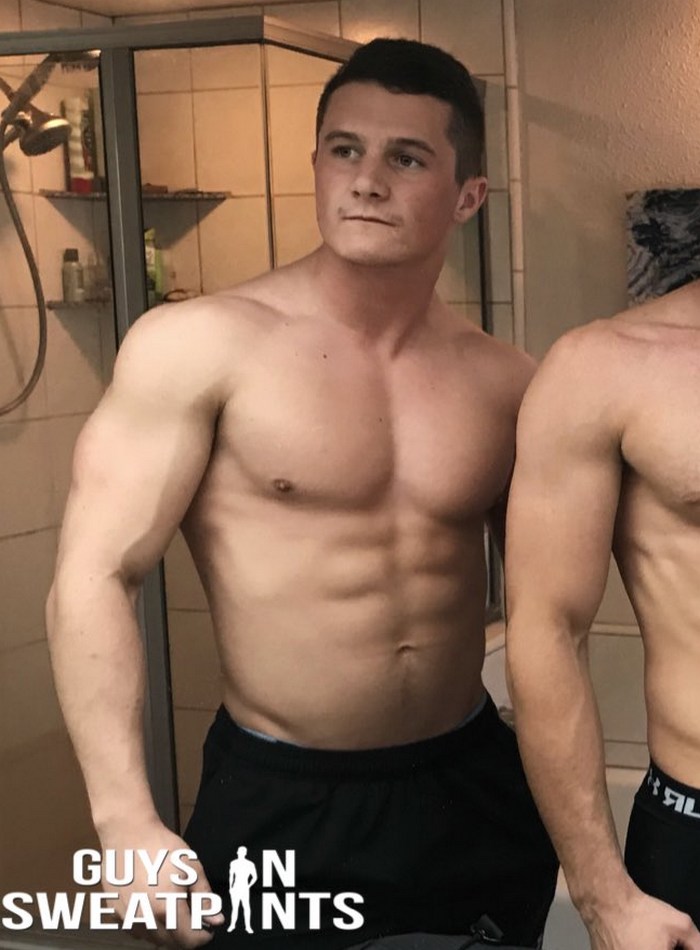 Shawn Gay Porn Star Muscle Jock Shirtless Hunk GuysInSweatpants