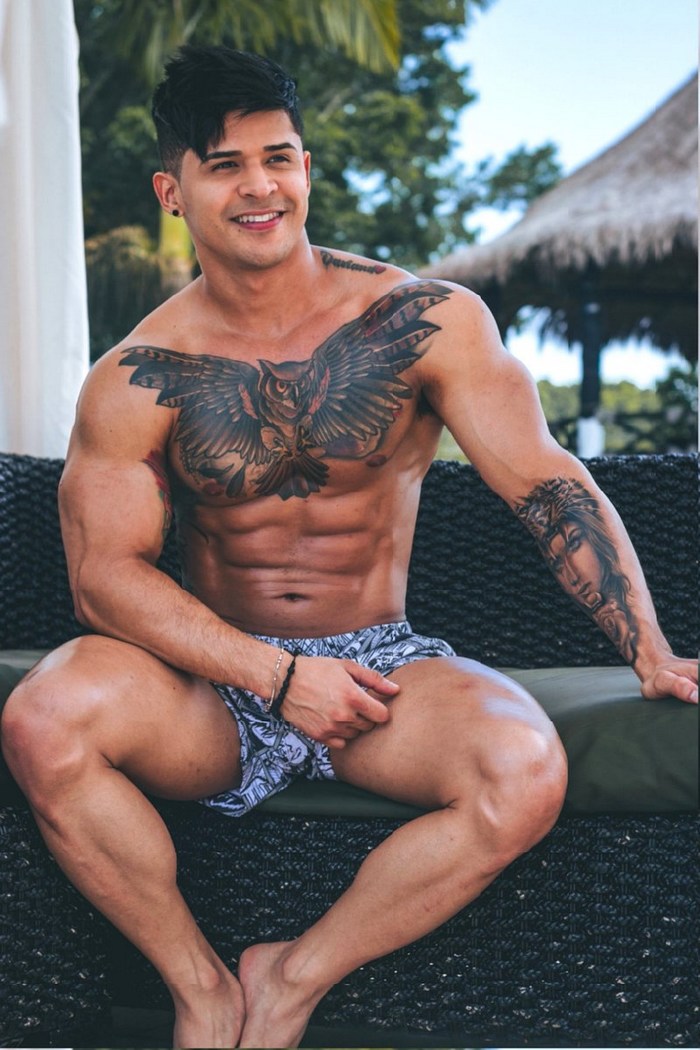 Alex Demarco Flirt4Free Male Cam Model Muscle Hunk 