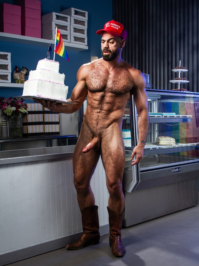 Ricky Larkin Gay Porn Star Naked Muscle Hunk Hairy Cake Shop