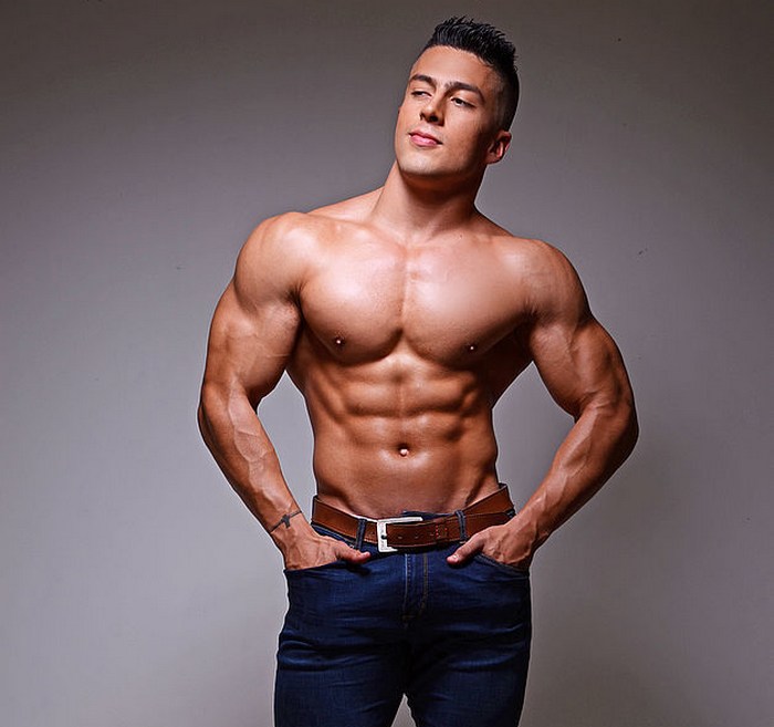 Dante Santos Muscle Hunk Latino Flirt4Free Cam Model Shirtless Stud