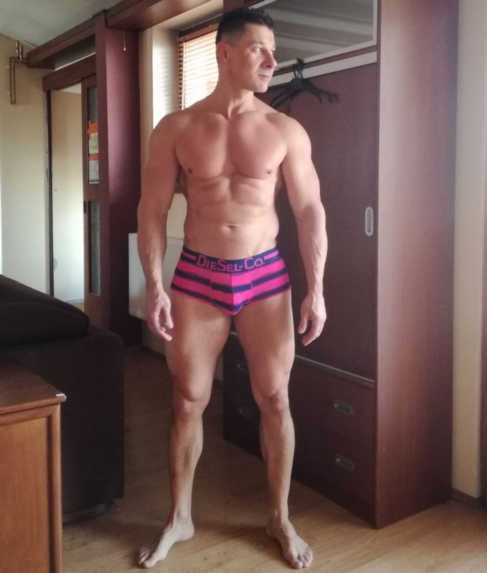 Robert Van Damme Gay Porn Star Shirtless Muscle Hunk Daddy