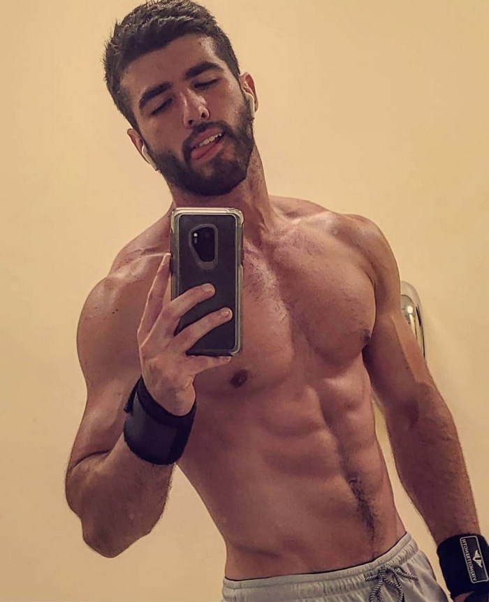 Xavier Robitaille Gay Porn robitaille_xavier NixRisen Hot Shirtless Muscle Jock