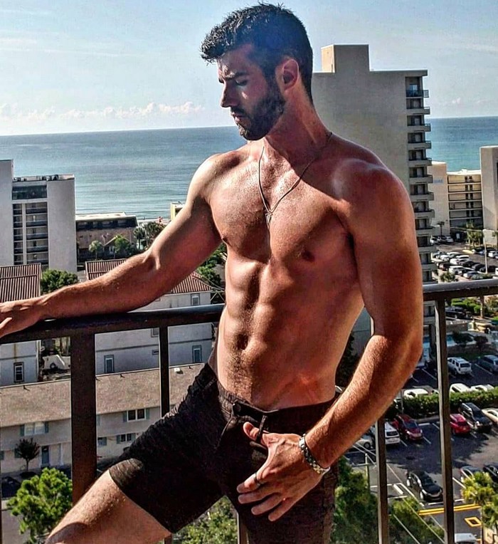 Xavier Robitaille Gay Porn robitaille_xavier NixRisen Hot Shirtless Muscle Jock