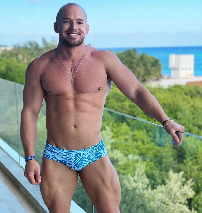 Travis Dyson Gay Porn Star Shirtless Muscle Hunk Bodybuilder