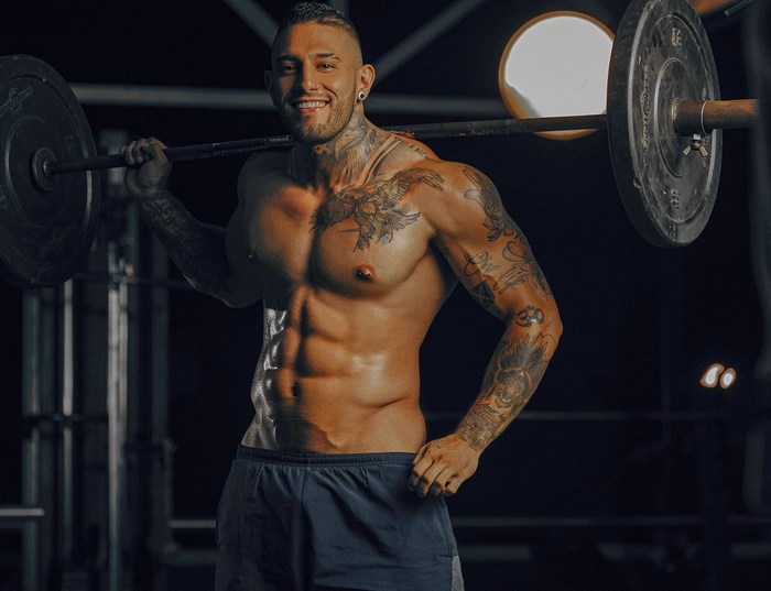 Gregor Walsh Flirt4Free Cam Muscle Hunk Shirtless Bodybuilder Tattoo Stud