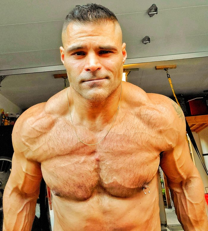 Barrett Muscle Hunk Gay Porn Star Fitness Model