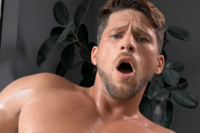 Roman Todd Gay Porn POV Muscle Hunk