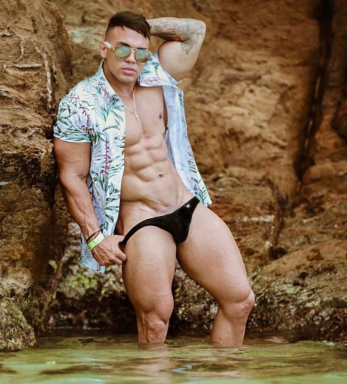 Matthew Santos Flirt4Free Male Cam Model Muscle Hunk