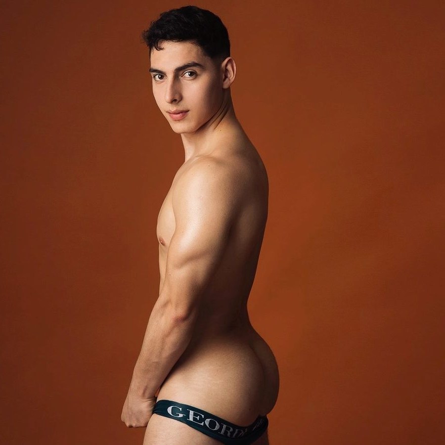 Ethan colt flirt4free