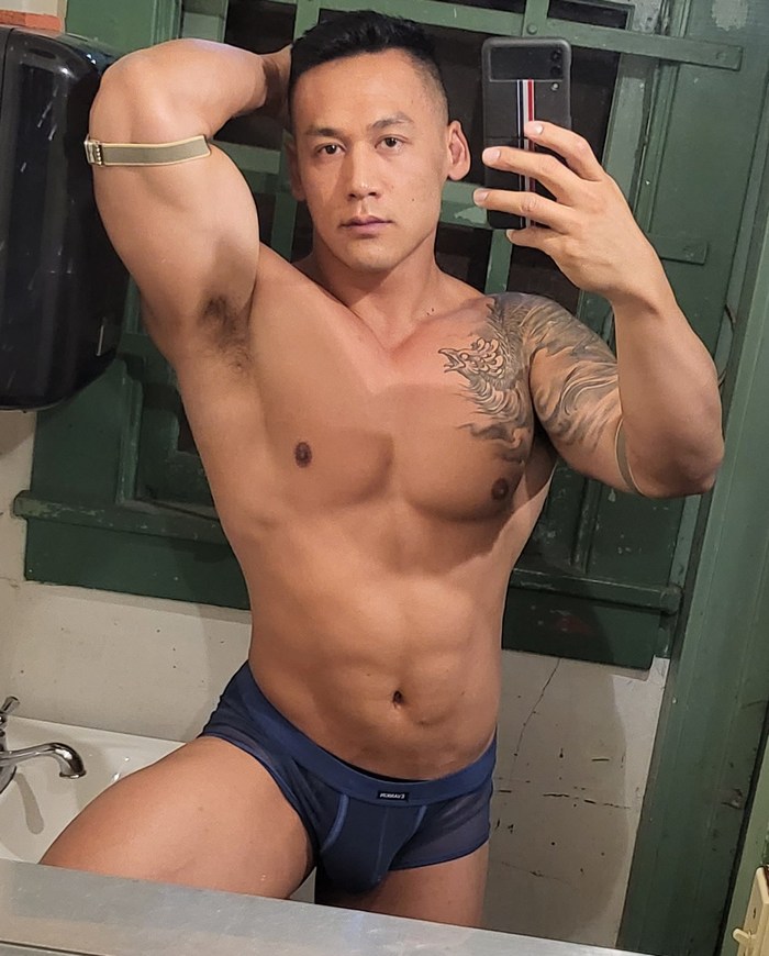 Han Core Gay Porn Muscle Hunk Bottom