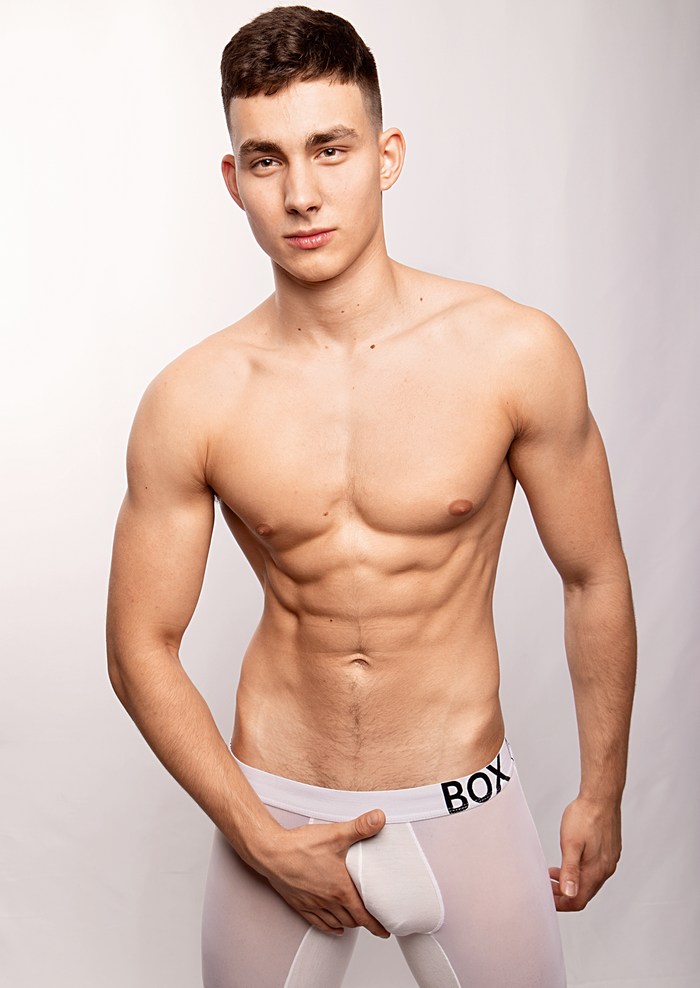 Emilio Reynolds BelAmi Gay Porn Star Flirt4Free Cam Model Muscular Jock 
