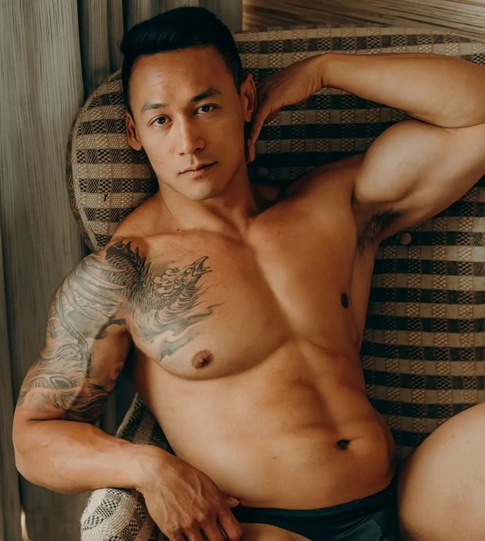 Han Core Gay Porn Star Asian Muscle Hunk Shirtless Stud 