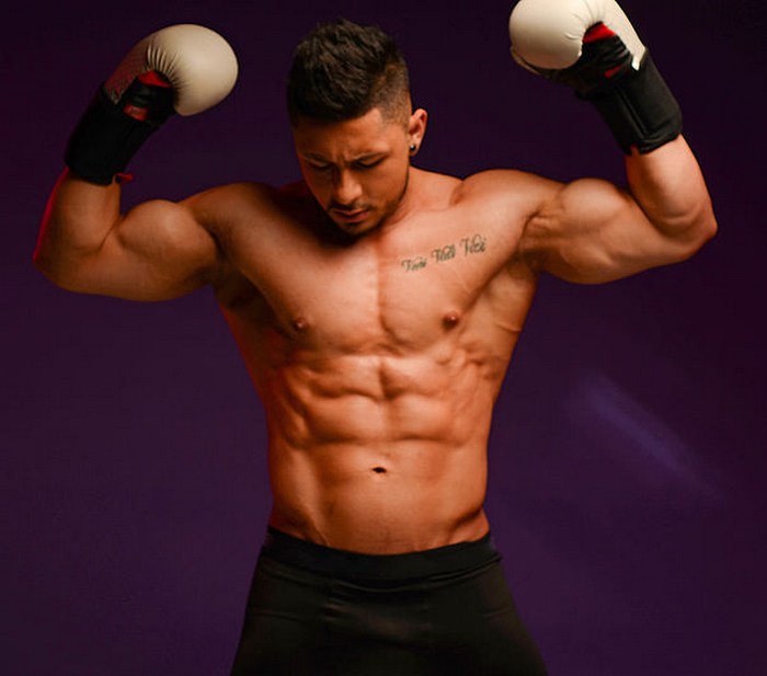 Santiago Aesthetic Flirt4Free Chaturbate Cam Model Shirtless Muscle Hunk Box