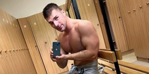 Darius Giles Flirt4Free Male Cam Model Muscle Jock XXX