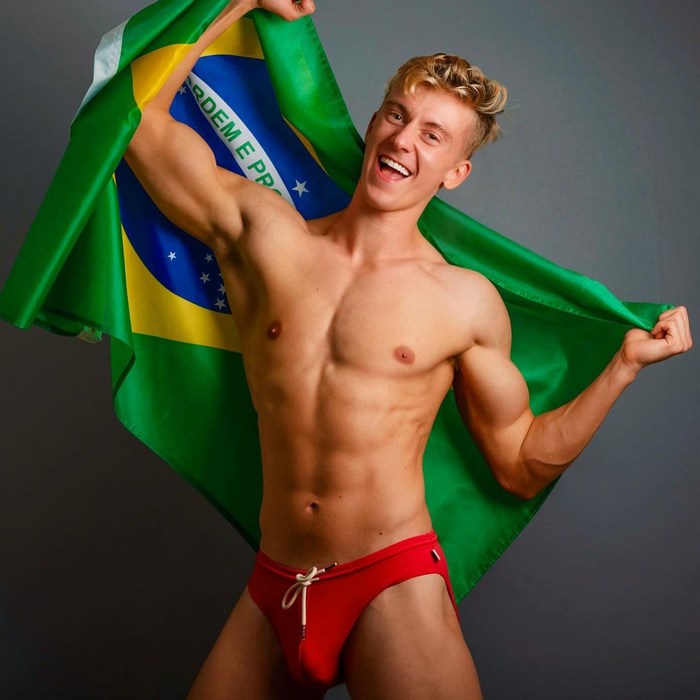 British Twunk Gay Porn Star Muscle Jock VOYR