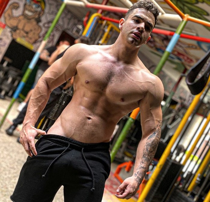 Paul Phoenix Flirt4Free Cam Model Muscle Hunk