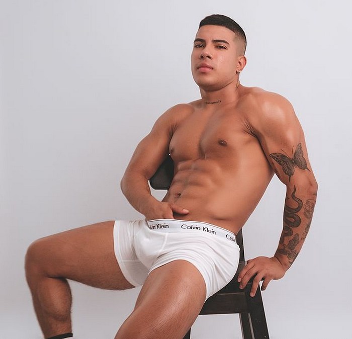 Kalyan Castelo Flirt4Free Male Cam Model Latino Jock 