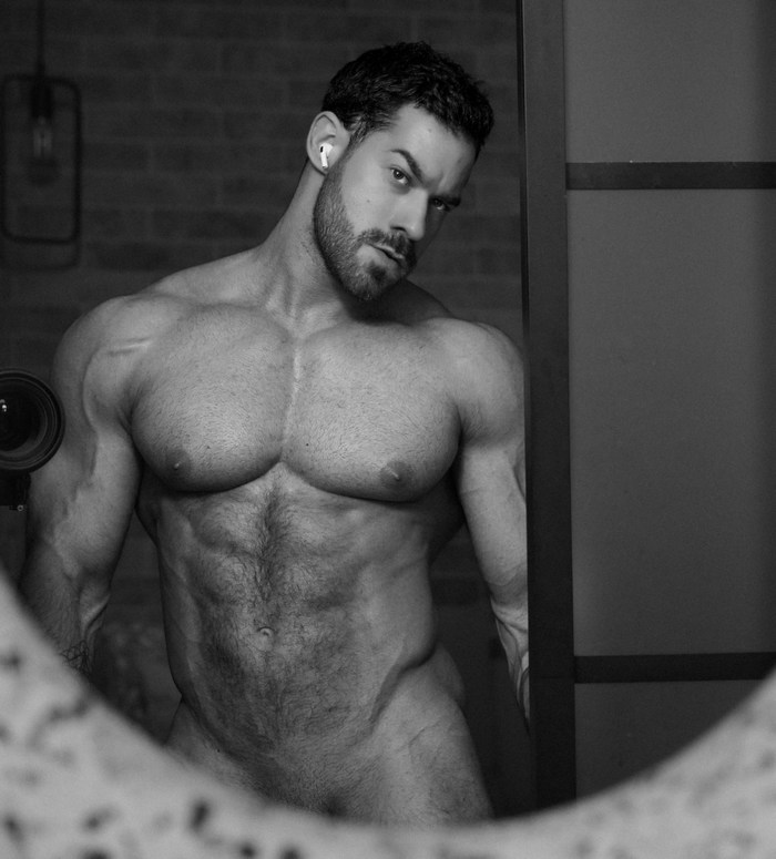 Oliver Alpha OnlyFans Male Model Naked Muscle Hunk 
