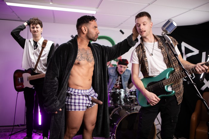 Benjamin Blue Mateo Zagal Gay Porn 