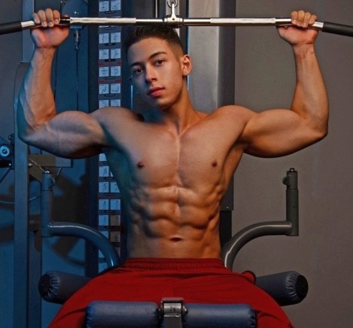 Christopher Wells Flirt4Free Male Model Muscle Hunk