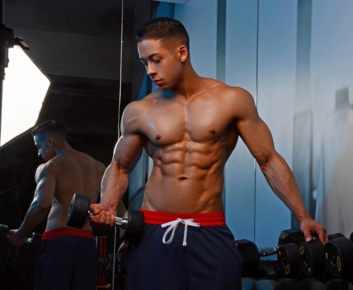 Christopher Wells Flirt4Free Male Model Muscle Hunk