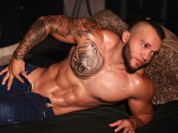 Andrew Holden Flirt4Free Male Model Naked Muscle Hunk 
