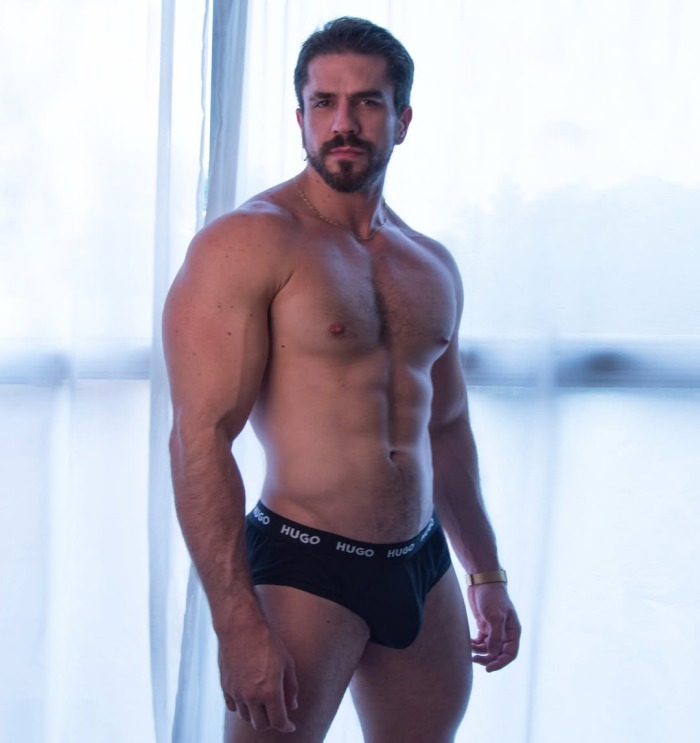 Hugs Kandelas Gay Porn Star Shirtless Muscle Hunk 