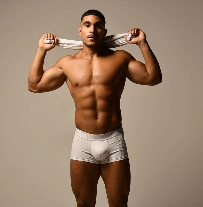 Mateo Zar Flirt4Free