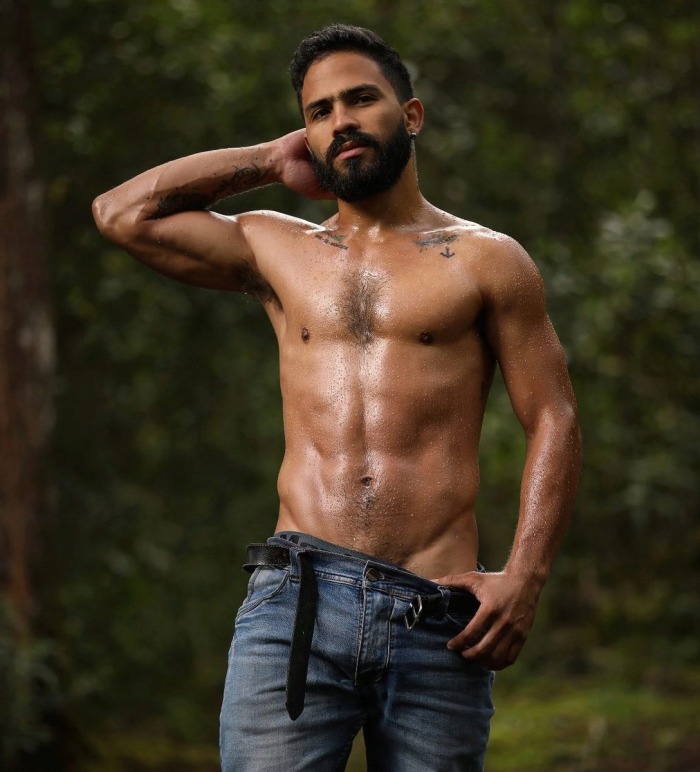 Leo Diaz Flir4Free Male Model