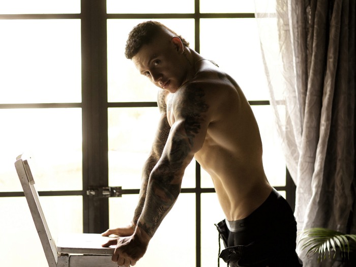 Paul Thompson Flirt4Free Male Model Tattooed Stud