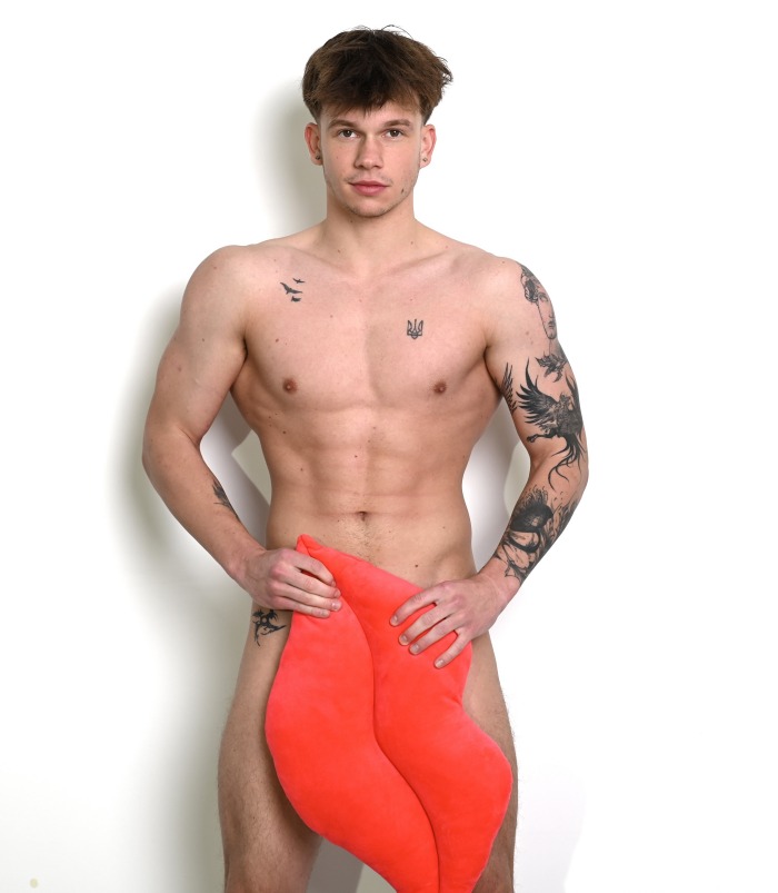 Knox Savage Flirt4Free Male Model Webcam Stud 