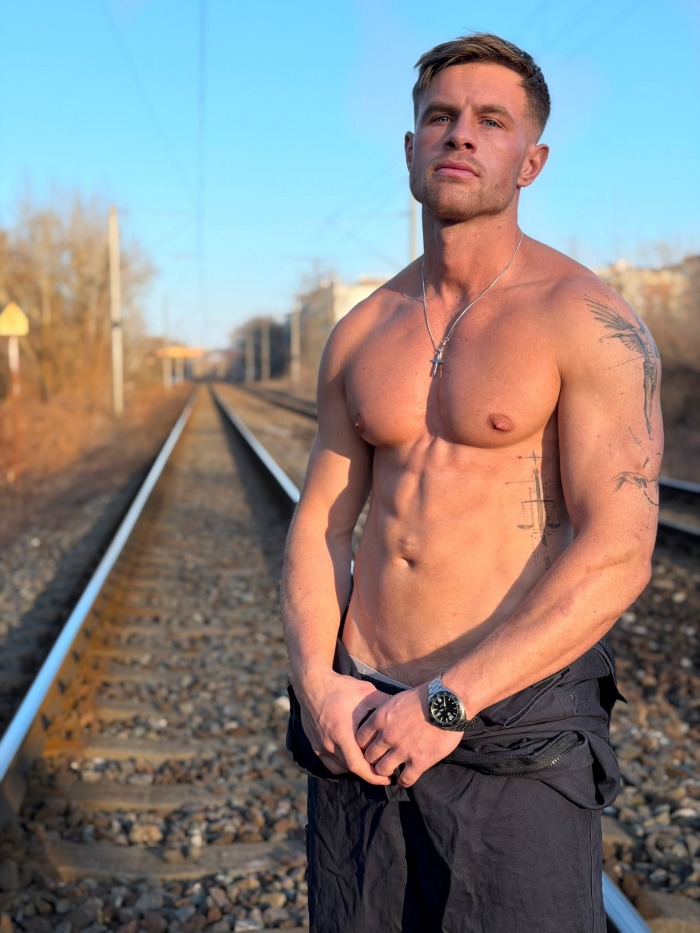 Tayler Hayes OnlyFans Male Model Shirtless Hunk 