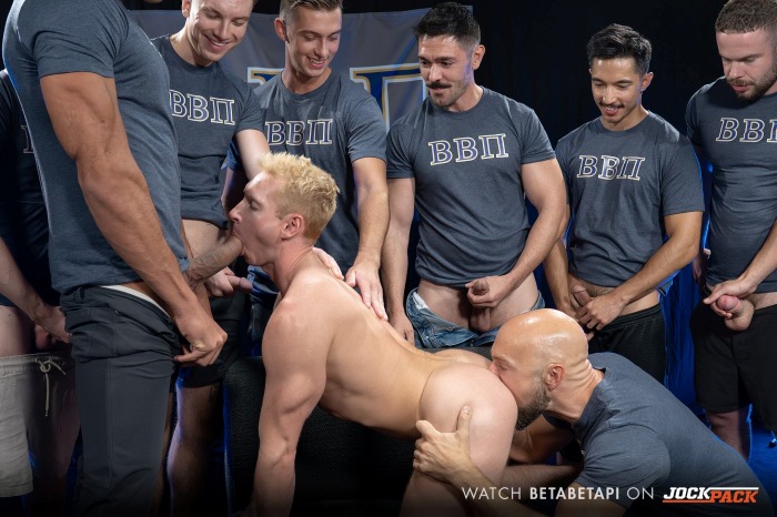 Grayson Cole Gay Porn Gang Bang JockPack